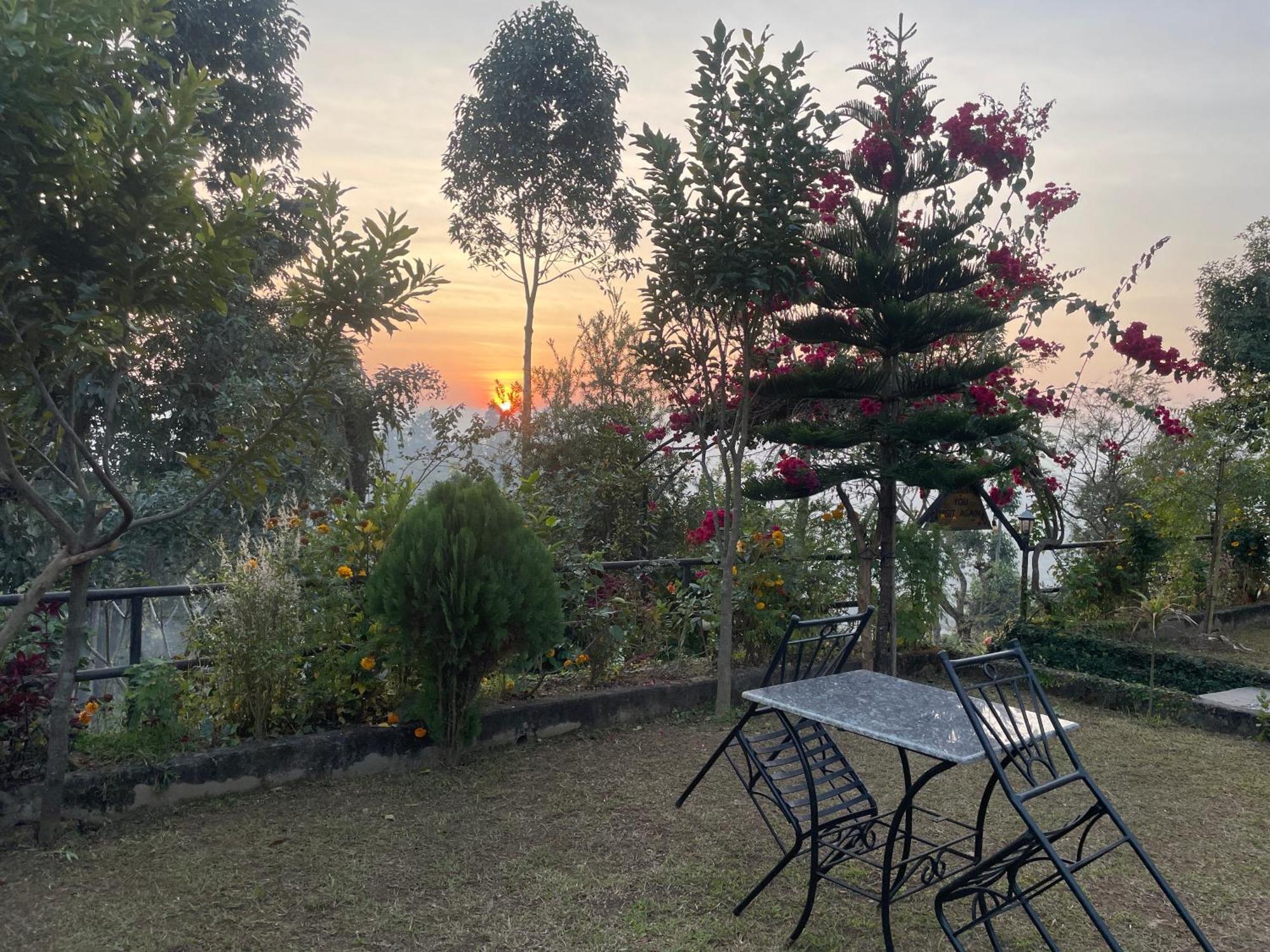 Himalaya Serene View Guest House & Farm Stay Deorali Luaran gambar